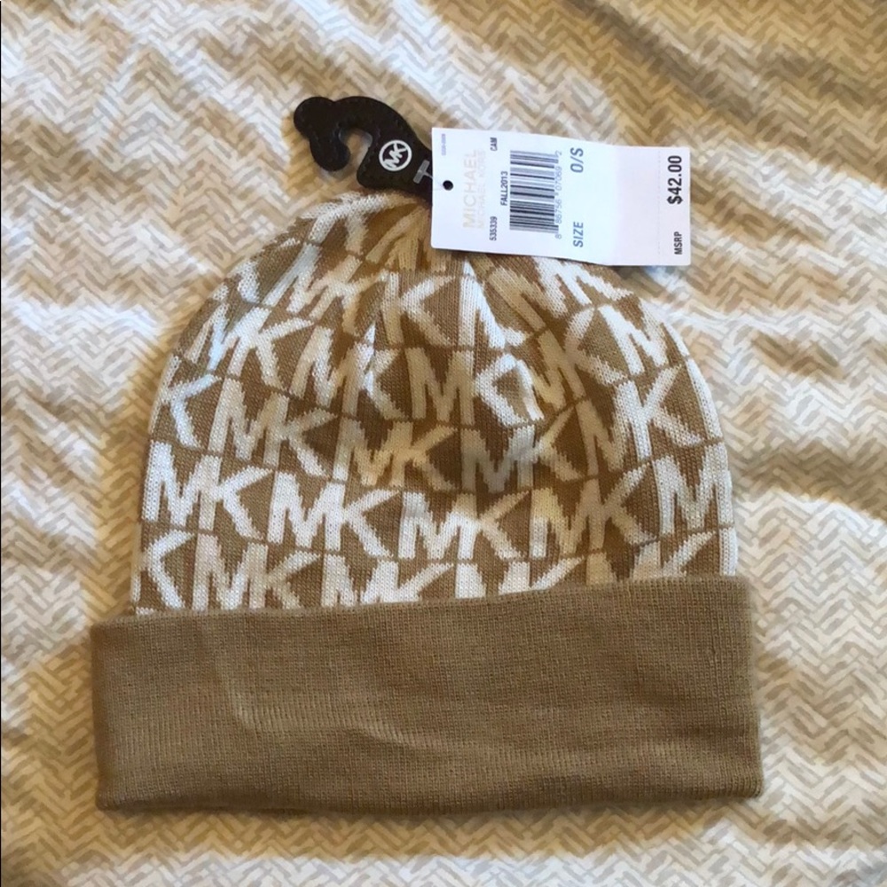 Micheal kors beanie